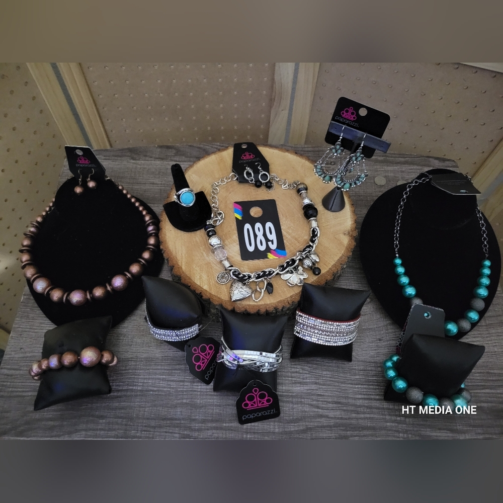 #89 JEWELRY GRAB BAG FOR $10